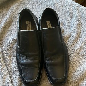 Steve Madden black loafers